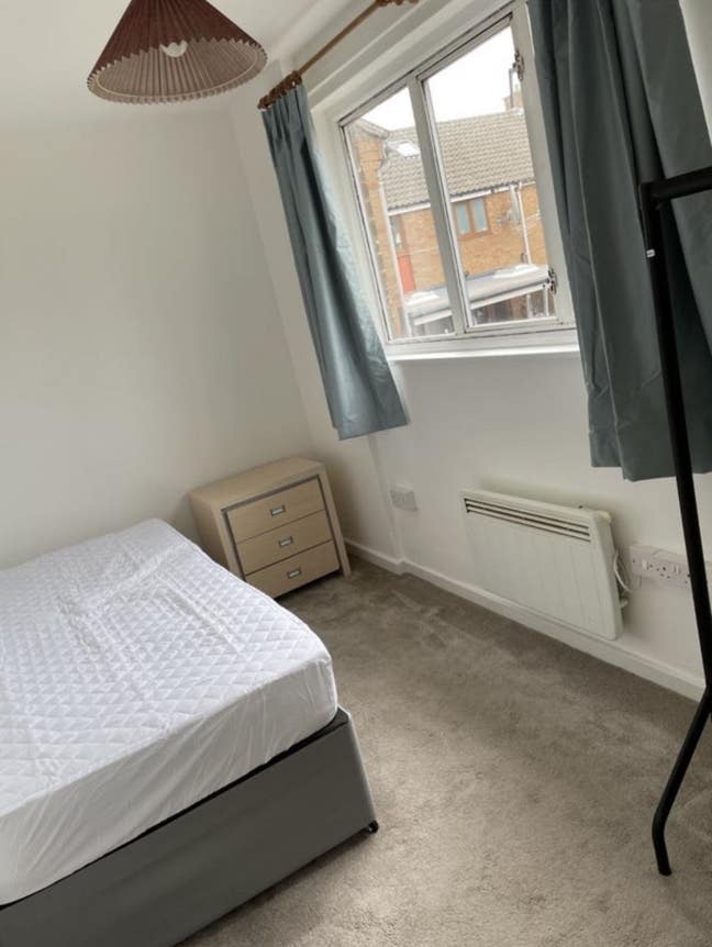 Double Room Harlow No Fees Inclusive Short Let Ok Main Photo