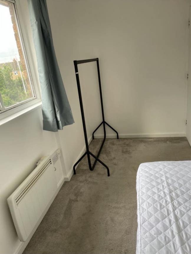 Double Room Harlow No Fees Inclusive Available Oct Main Photo