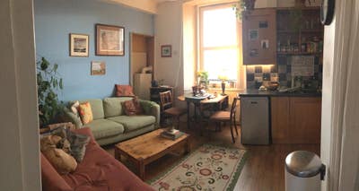 Cosy room in Leith Main Photo