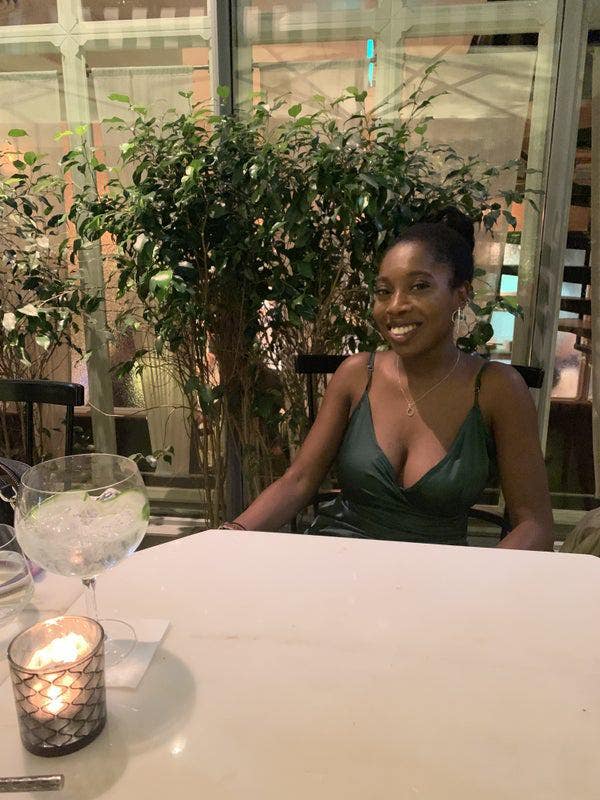 Looking for a house share or buddy up in SW London Main Photo