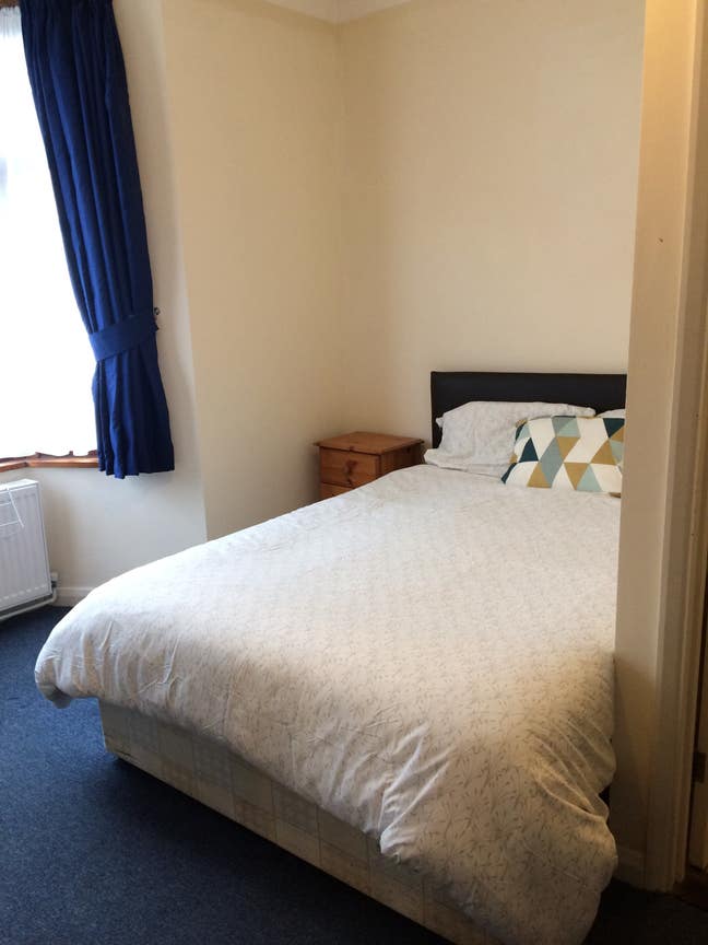Beat £LivingCrisis,EnSuites,£695 INC.BILLS Main Photo