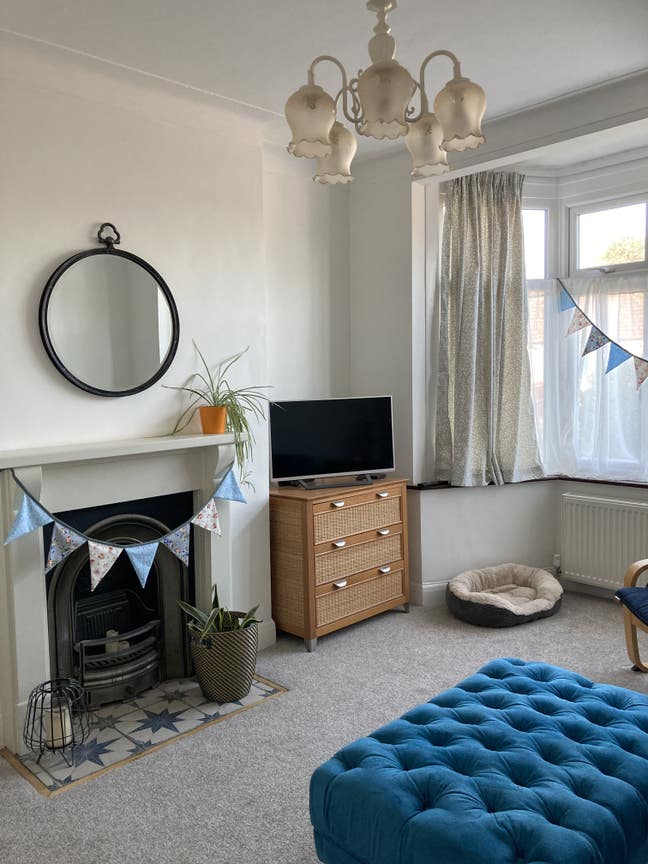 Beautiful large house in se2 abbeywood with garden Main Photo