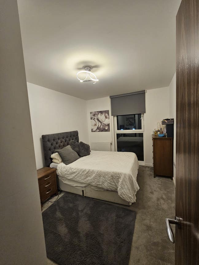 Room to rent Victoria Rd  Main Photo