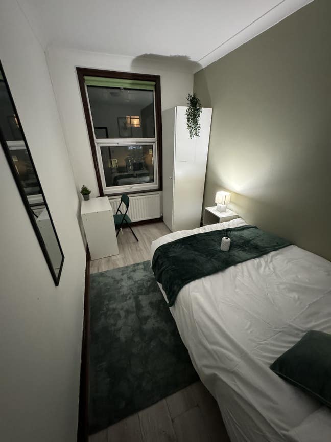 Luxury double room - Stratford| 4 min walk to 🚆 Main Photo