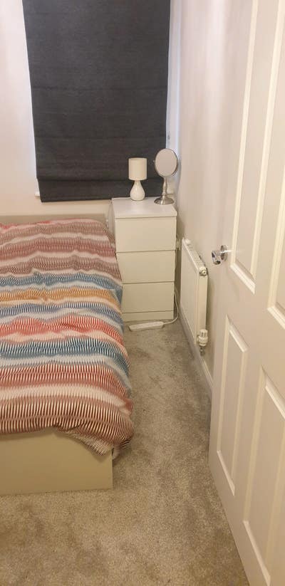 Small double room to rent Main Photo