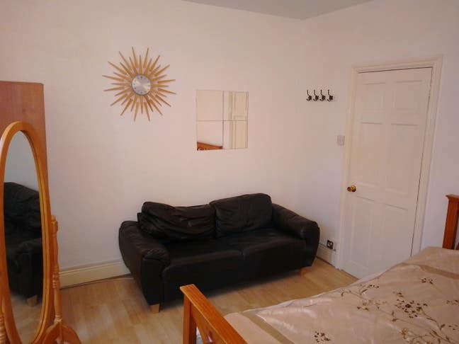 Double Room in Shared House Ivy Road, Northampton Main Photo