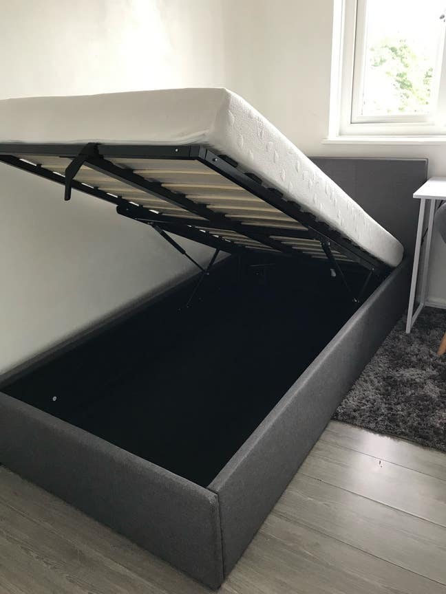 Single furnished Room available  Main Photo