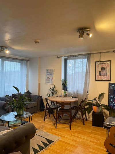 Double bed room in a cozy flat. Main Photo