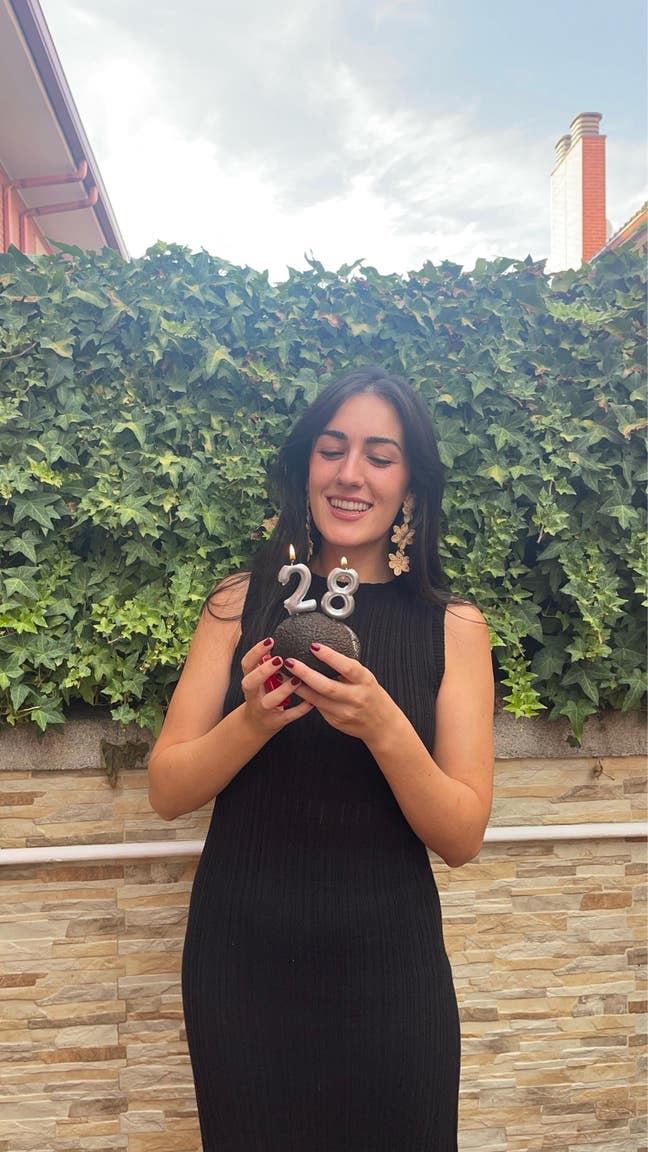 Looking for flatmates/room in London Main Photo