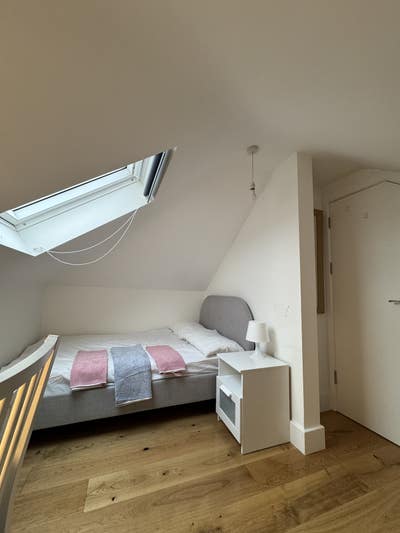 Cosy Attic Room in Haringey- Students Welcome!  Main Photo