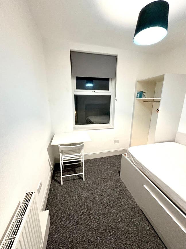 Recently Renovated Double Room - All Bills Inc  Main Photo
