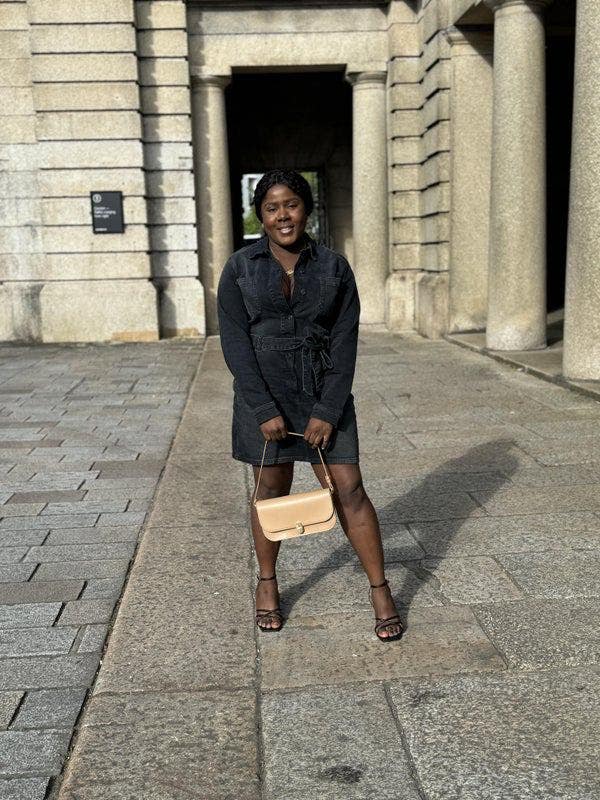 I am a Support Worker looking for a room en-s... Main Photo