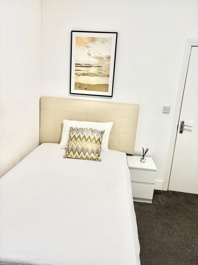 🔔En suite Room and Large  Double Room  Available🔔 Main Photo