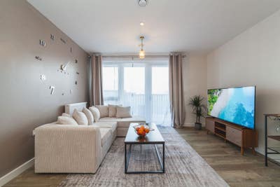 🌟 Newly Built Ensuite Rooms | City Airport 🌟 Main Photo