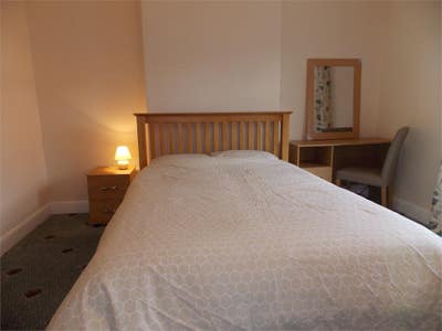 Cozy Room in Peterborough City Centre - Granville  Main Photo