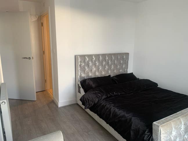 Double Room En-suite available  Main Photo