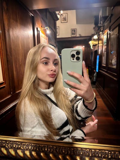 Hey, I'm Khrystyna. I'm a friendly and tidy g... Main Photo