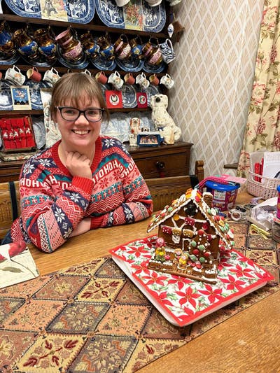 Professional Female Seeks A Double Room Main Photo