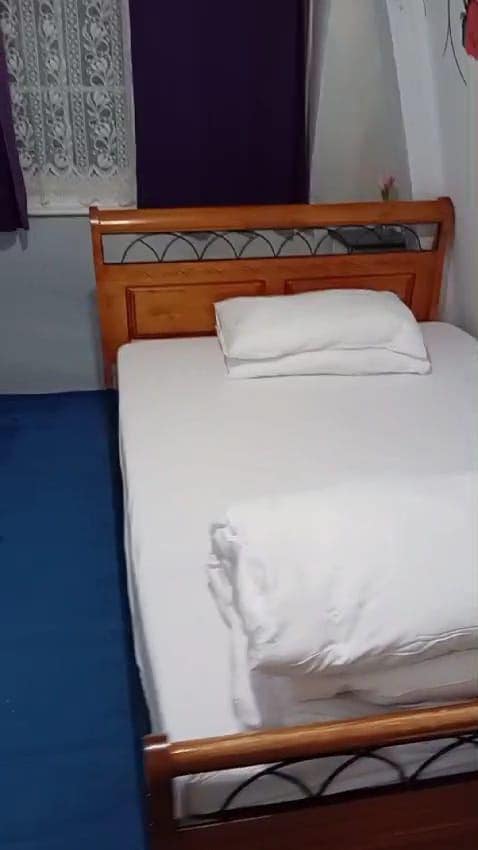 Single bedroom - furnished Main Photo