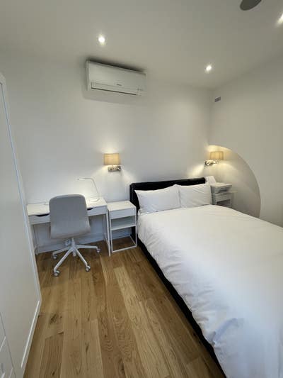 Luxury Double Bedroom - Bromley South -  Main Photo