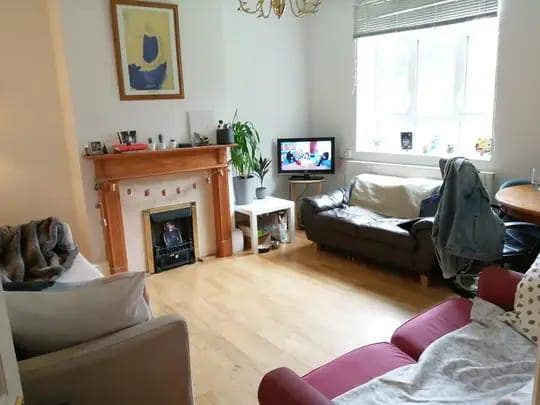 Double room available in Canonbury flat Main Photo