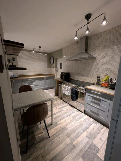 Spacious Double Rooms in Binley - JLR welcome! Main Photo