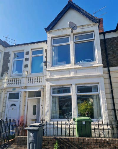 5 room house by Uni and hospital  Main Photo