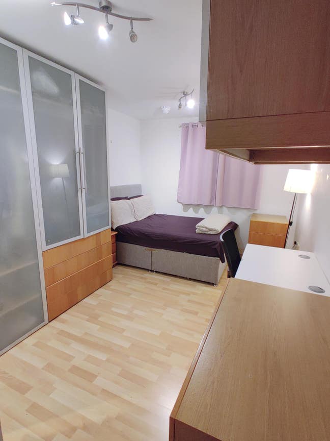 BIG Ensuite Double Room in a 2b/2b Main Photo