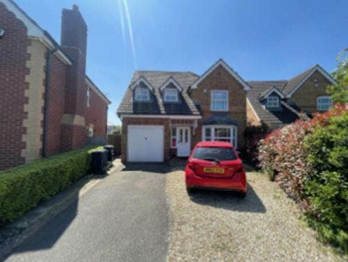 2 Single rooms - 3mins walk Southmead hosp Main Photo