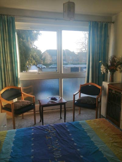 Spacious room in perfect Westbourne location Main Photo