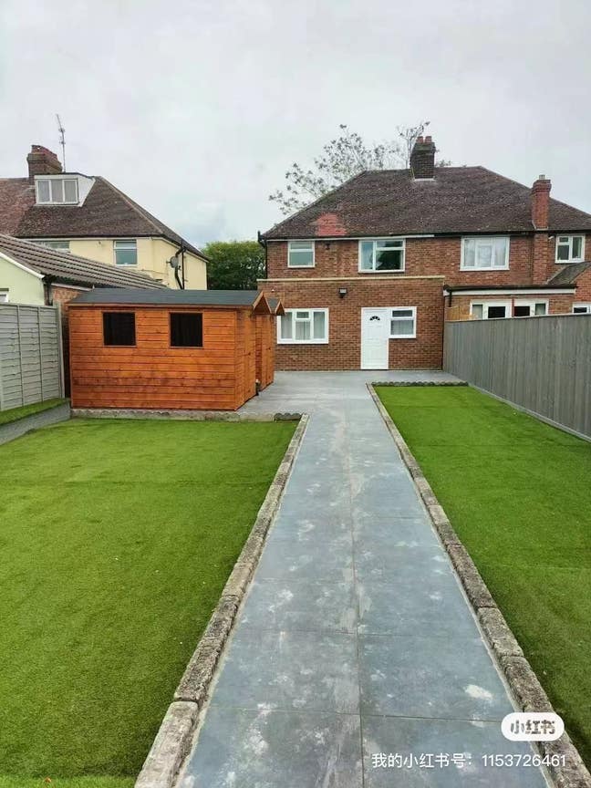 A newly refurbished house offers ensuite bed rooms Main Photo