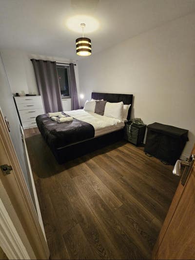Spacious En-suite double bedroom  Main Photo