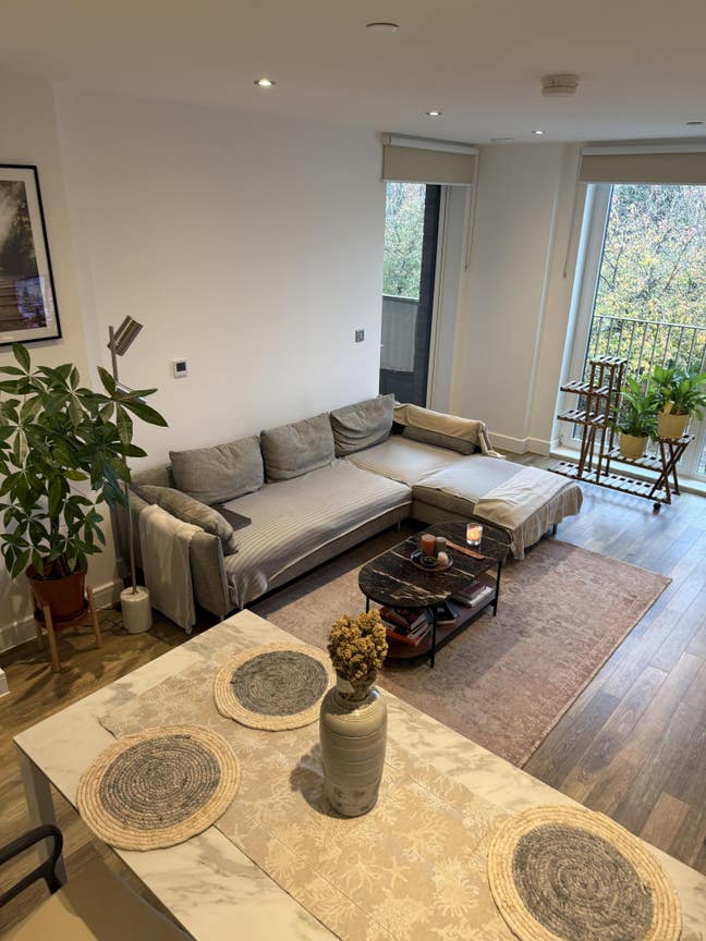 Modern one bedroom flat short term rent Main Photo