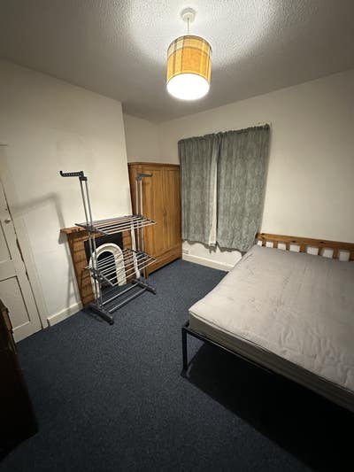 2 x Double Room CB1 - friendly central house Main Photo