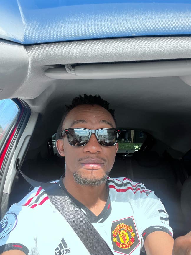 Professional Male seeks a single or double room Main Photo