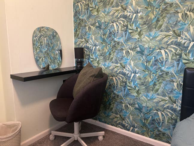 Furnished Single room Main Photo