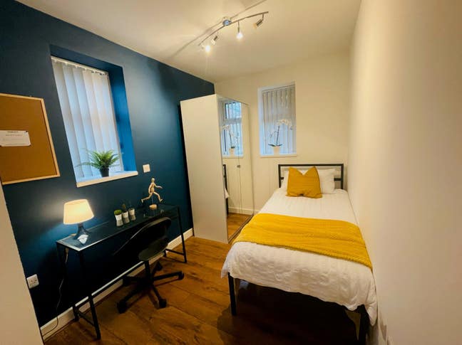 All Inclusive Ensuite room Main Photo