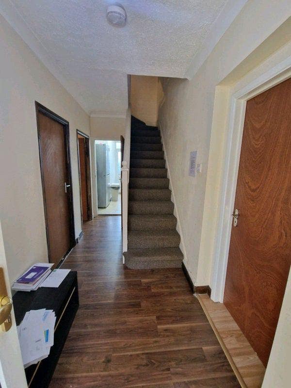 Lovley Single Room in Modern House Includes Bills Main Photo