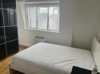 Double room by euston Station Main Photo