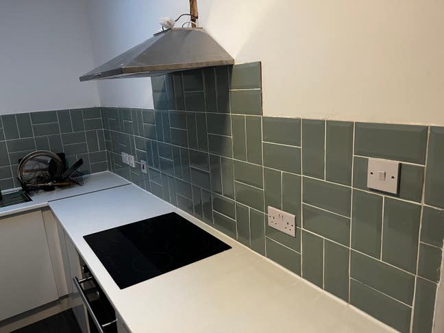 Newly Refurbished house on Mill road En- suite  Main Photo