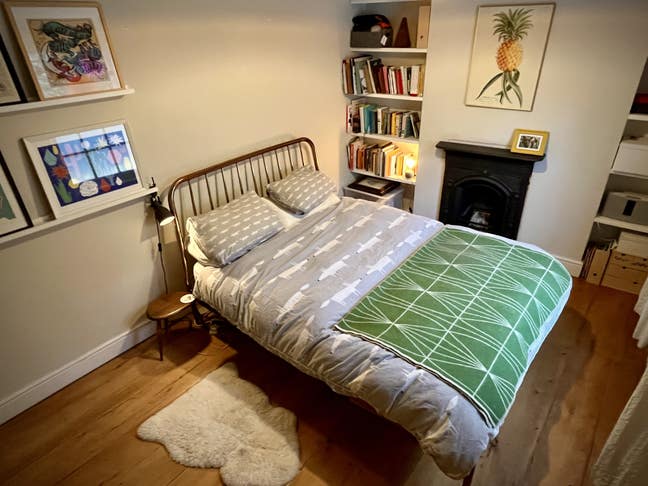 Weekday Room to Rent in Stylish Calm Family Home Main Photo