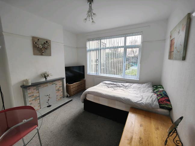 Cosy Double room to rent in a quiet neighbourhood Main Photo