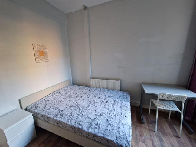 🍀 Bright Room in Seven Sisters From November 🍀 Main Photo