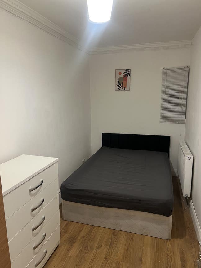 Double bedroom for couples or singles in Hayes   Main Photo