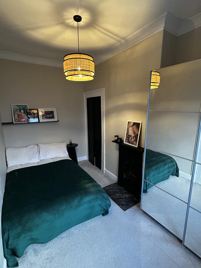 Double bedroom near York Hospital Main Photo