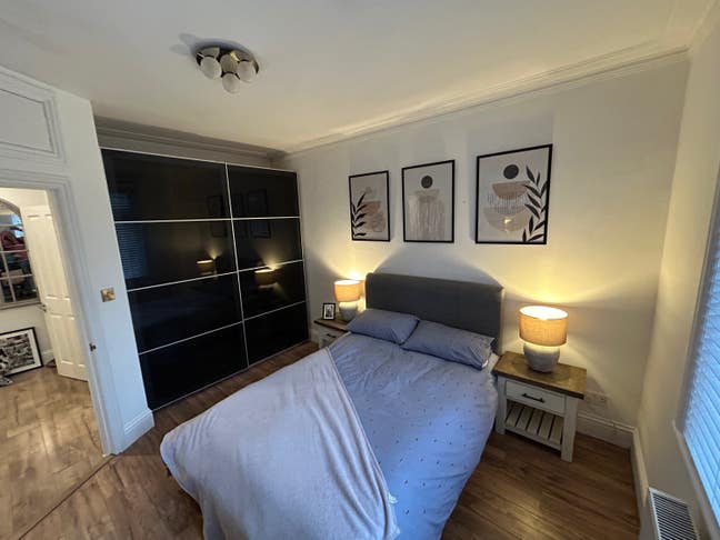 Large Double Room to rent  Main Photo
