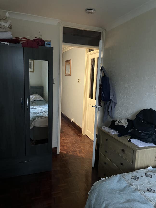 Single Room  Main Photo