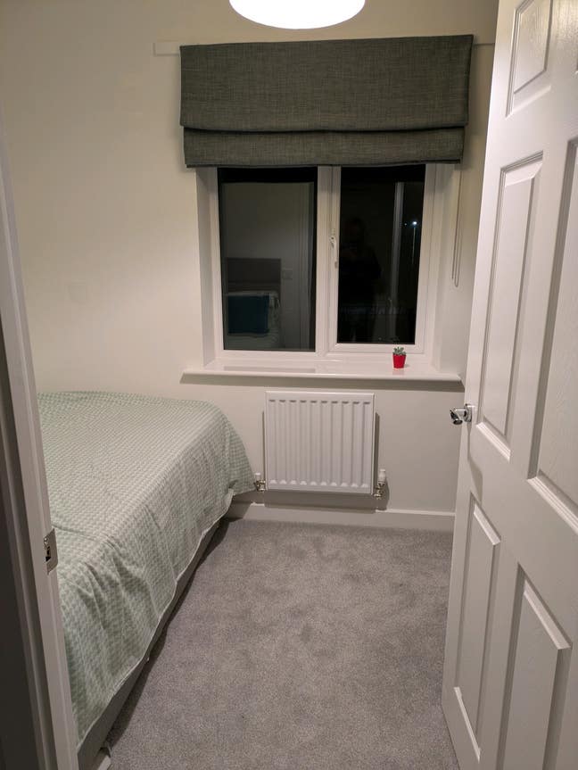 Single room in 2 bed flat Main Photo