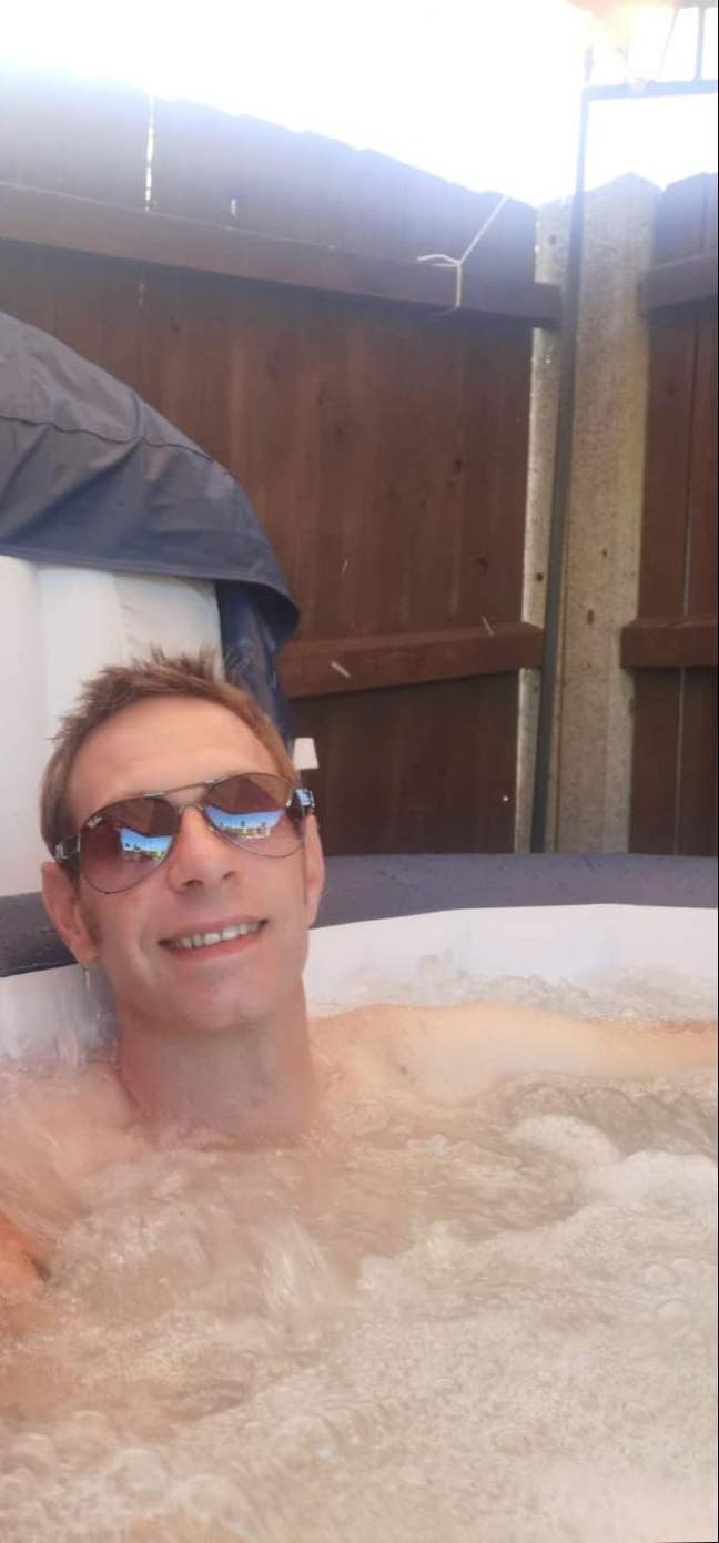 Looking for a room or land Main Photo