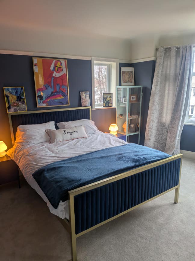 Large Room & Bathroom in 4 Bed, 1 Live In Landlady Main Photo